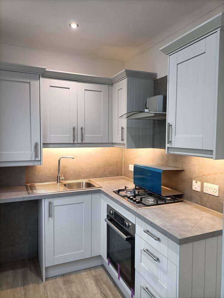 4 bedroom double upper flat to rent 