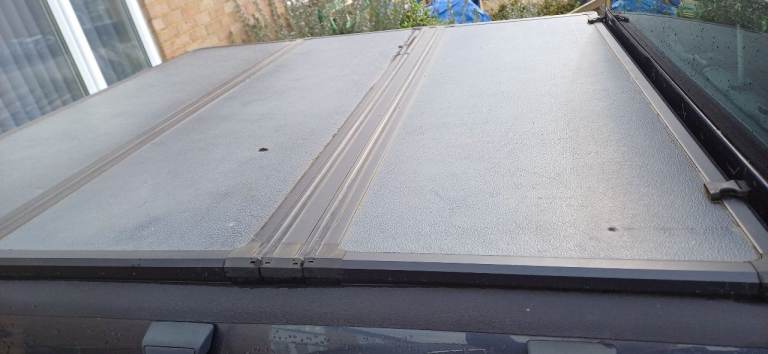 Ford ranger double cab folding rear load cover