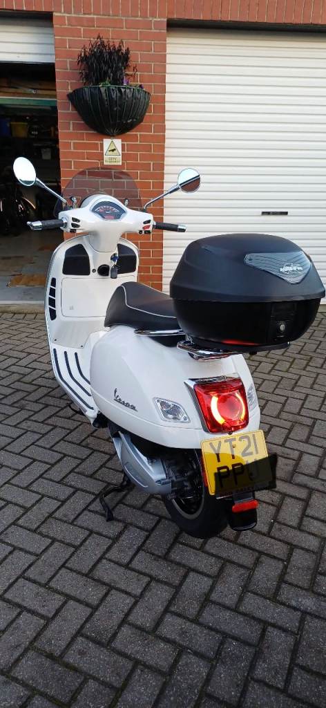 Vespa 300gts for sale 
