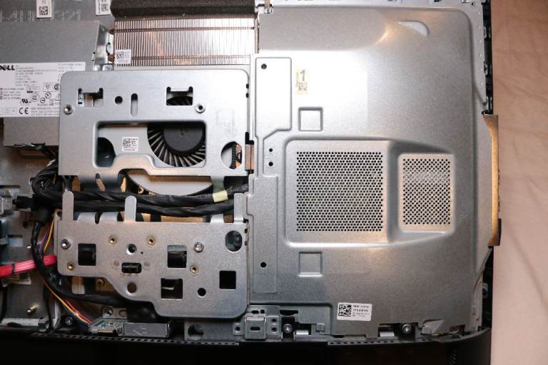 All-in-one Dell Optiplex 7440 AiO 23.8" PC (Windows 11, Intel Core i5 6500, 256GB SSD)