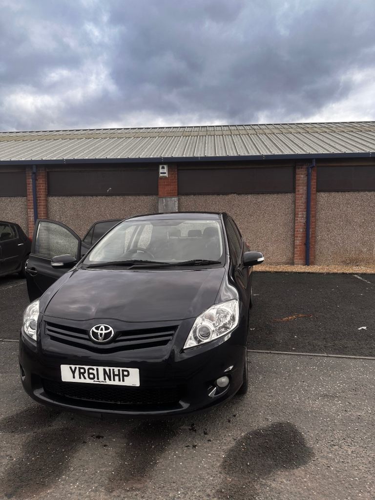 Toyota, AURIS, Hatchback, 2011, Manual, 1329 (cc), 5 doors