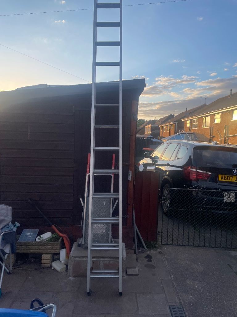 Double alluminium ladders 