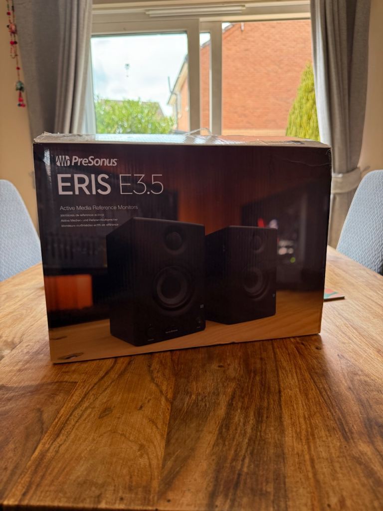 PreSonus Eris E3.5 Studio Monitors- Excellent Condition