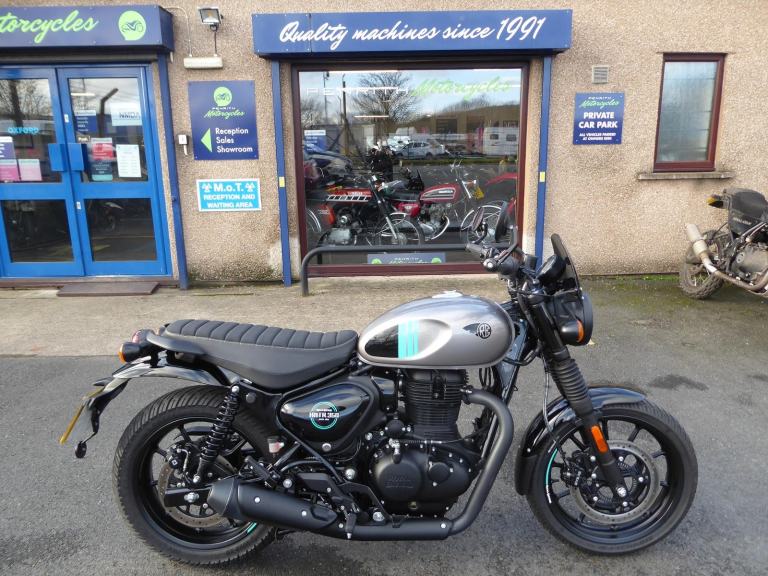 Royal Enfield HNTR 350 - 2023 - 5,024 Miles at Penrith Motorcycles