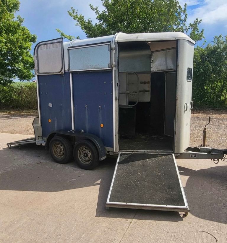 HB505 trailer £1850 ONO