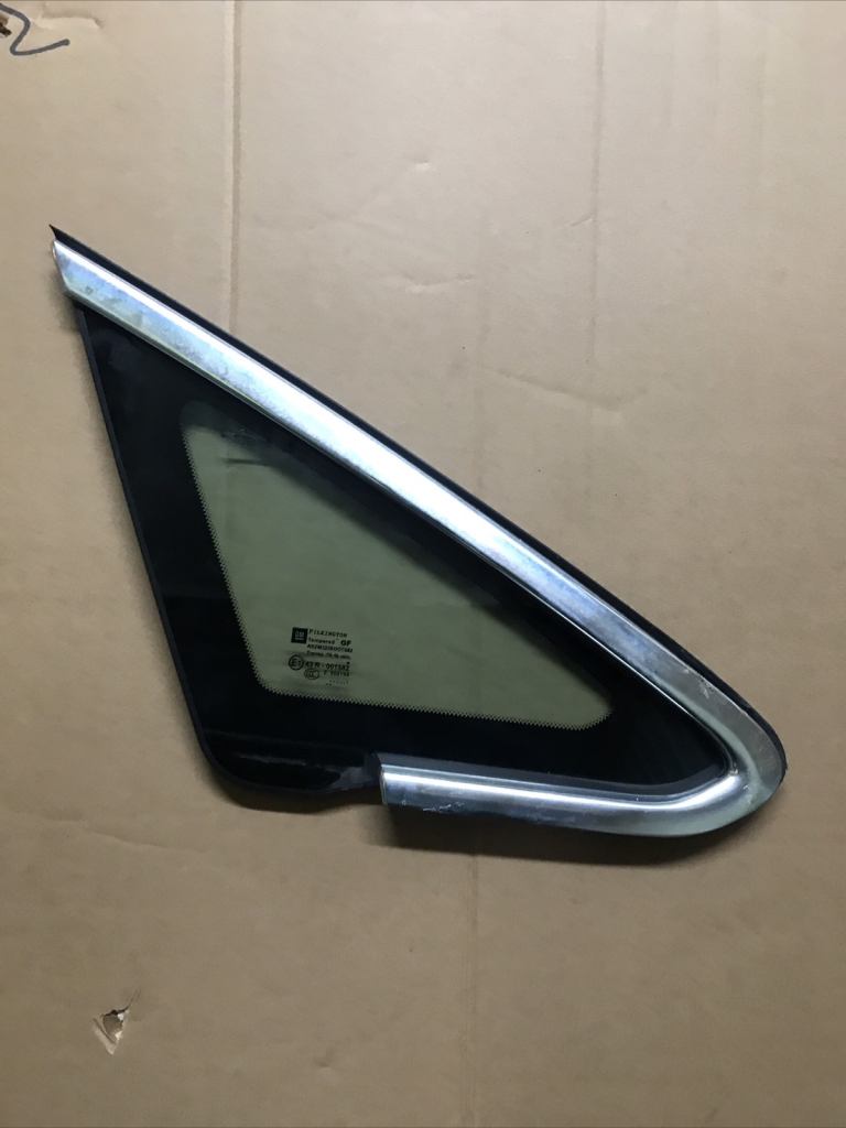 Vauxhall Astra j.  Window glass small drivers 