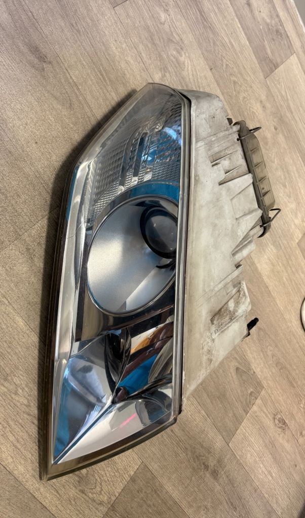SKODA OCTAVIA MK2 1Z PRE-FL DRIVERS OFFSIDE FRONT HEADLIGHT ASSEMBLY HALOGEN