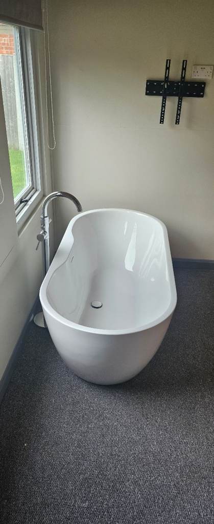 Free Standing Bath