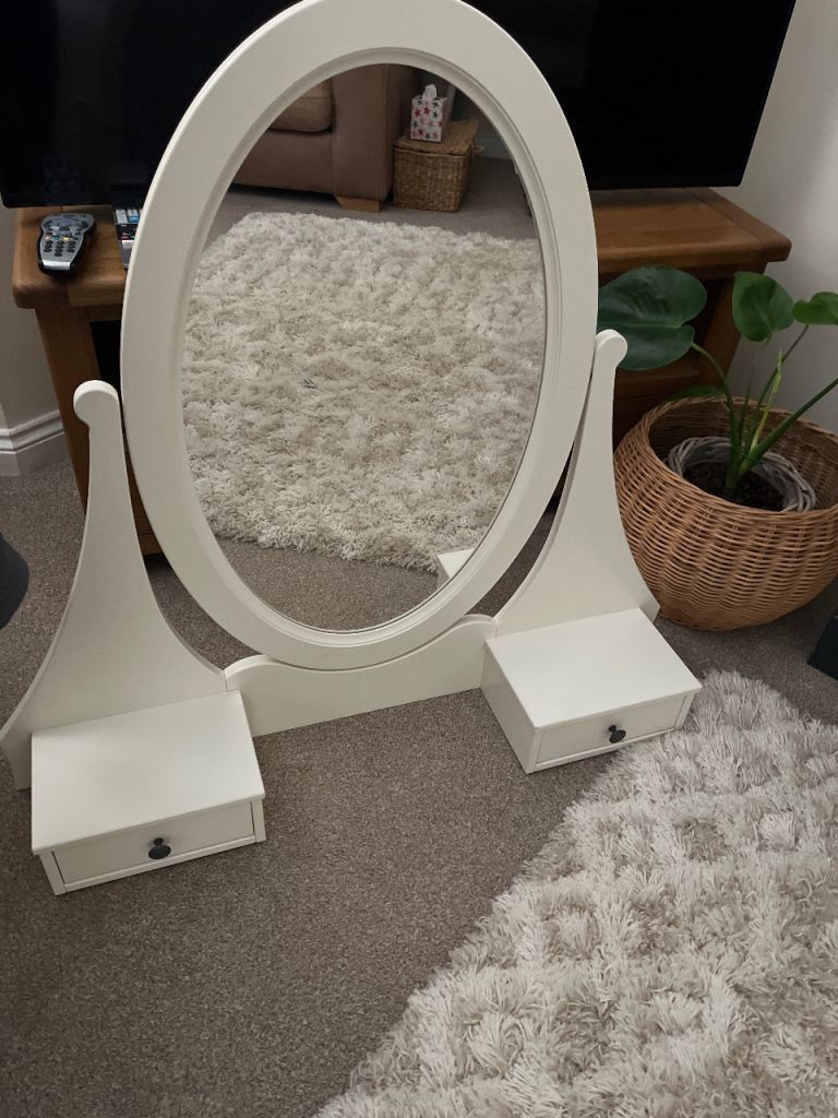 Large ikea hemnes mirror for dressing table FREE TO UPLIFT