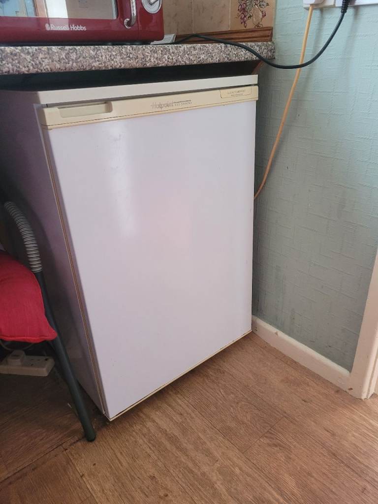 Fridge for sale duer to house removal because of a family member passing.