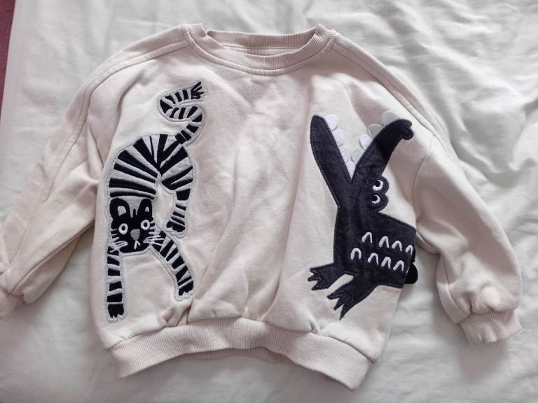 Child's Sweatshirt Age 2-3