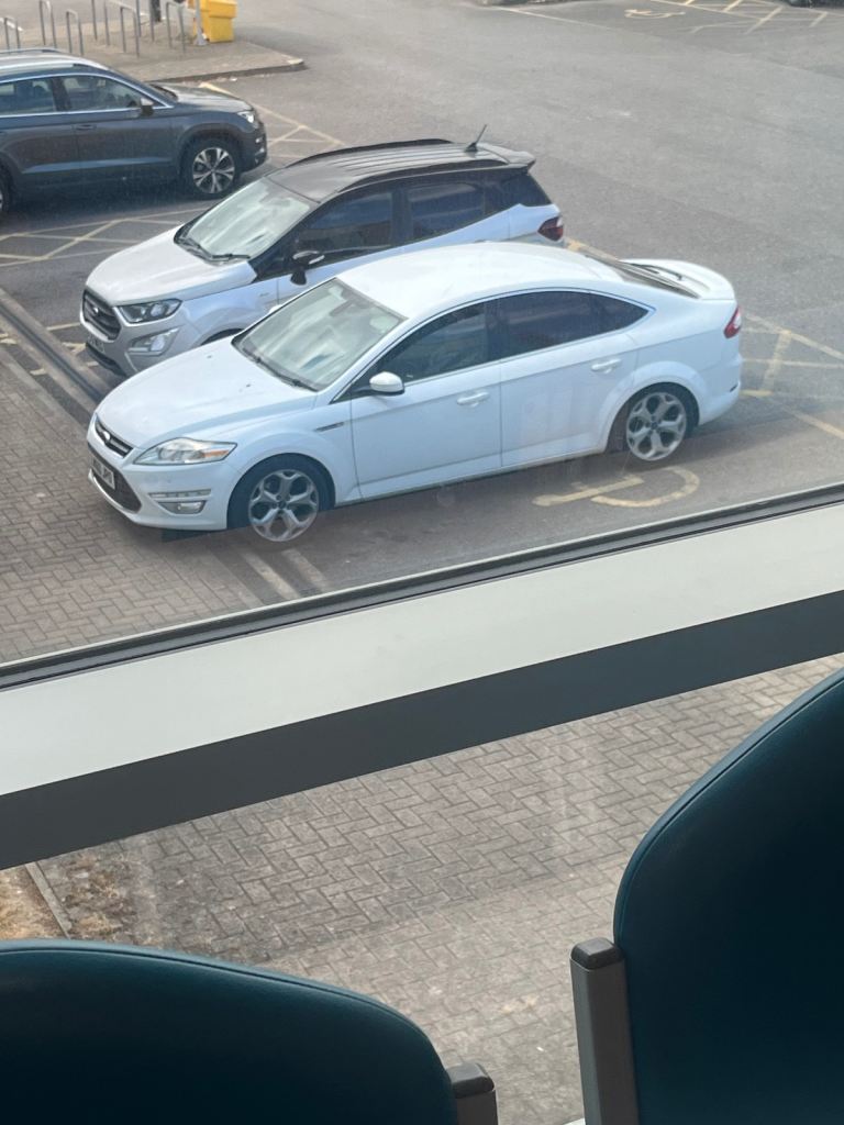 Ford, MONDEO, Hatchback, 2010, Manual, 1997 (cc), 5 doors