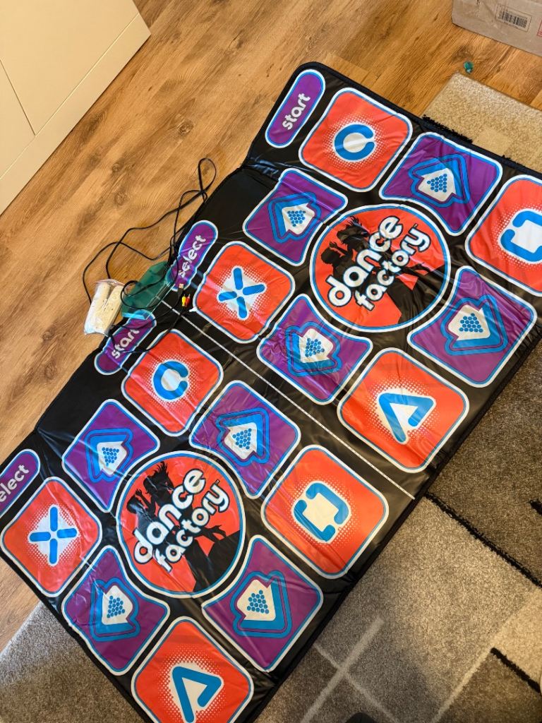 Dance Factory Yoga Exercise Mat with Games – Good Condition