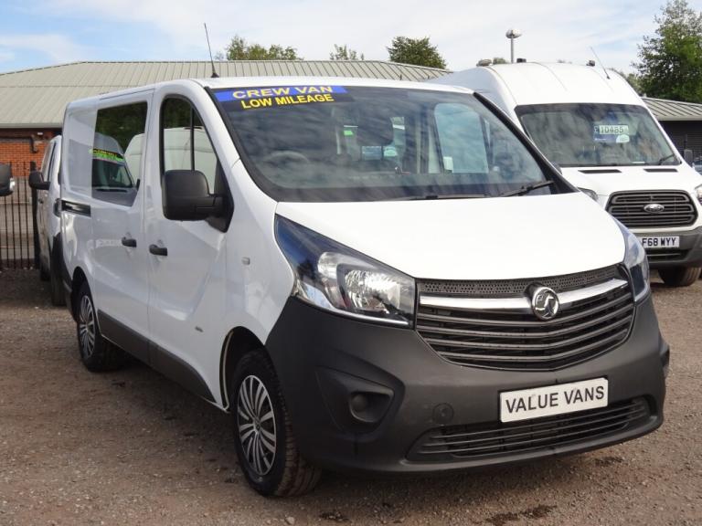 2016 (16) VAUXHALL VIVARO L1 H1 (SWB) DCB **CREW CAB** 1.6 CDTI 2900 - LOW MILES