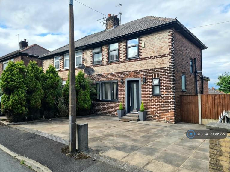 3 bedroom house in Deacons Drive, Salford, M6 (3 bed) (#2938985)