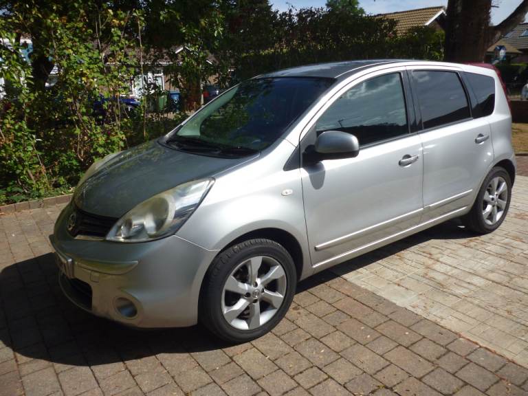 Nissan Note N-Tec 1.4cc, Silver Gray five doors five speed manual,only 35,000 miles,beautiful car...