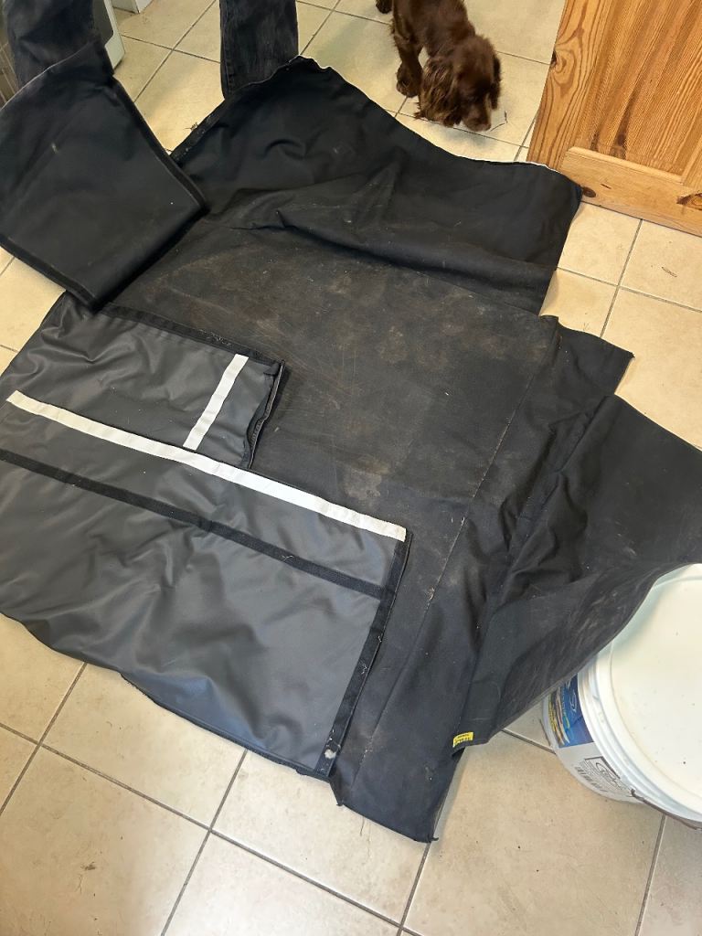 Ford mondeo hatchback boot liner 