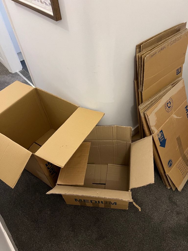 Cardboard Boxes. Used. 3 Large 3 Medium