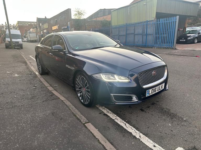 2016 Jaguar XJ 3.0d V6 Autobiography 4dr Auto [LWB] SALOON Diesel Automatic