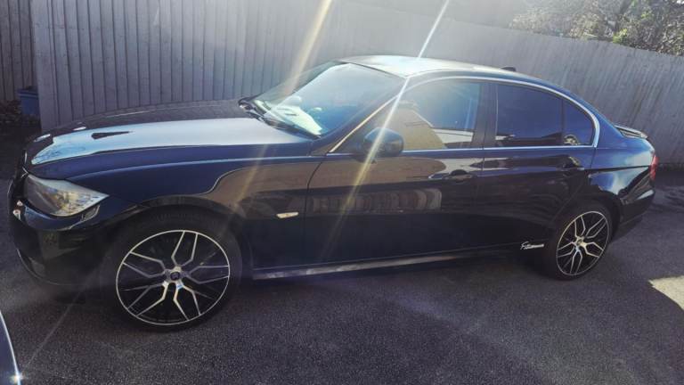 BMW, 3 SERIES, Saloon, 2011, Manual, 1995 (cc), 4 doors