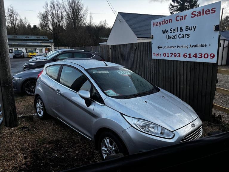 2015 Volkswagen up! 1.0 Club Up 3dr HATCHBACK PETROL Manual