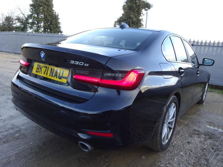 2021 71 REG BMW 3 SERIES 330E SE PRO HYBRID AUTO DAMAGED REPAIRABLE SALVAGE