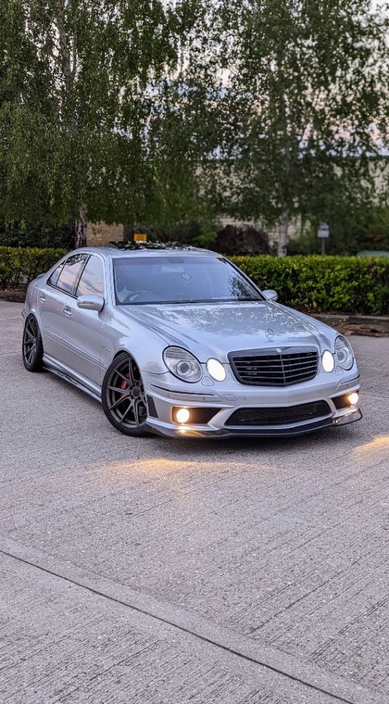 BREAKING WEISTEC W211 E55 AMG