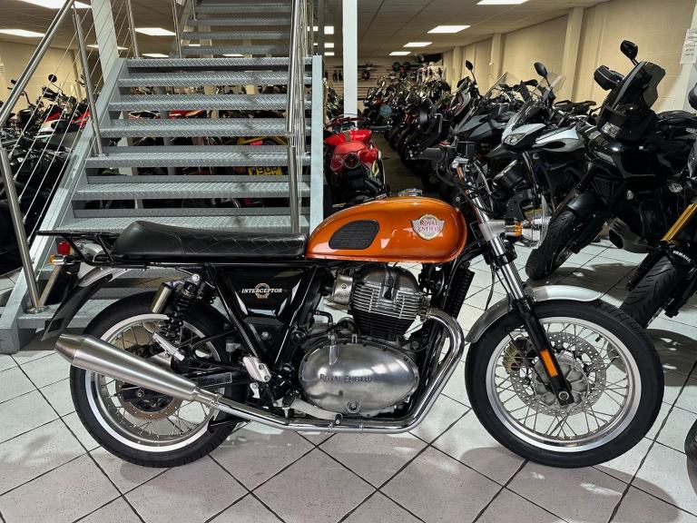 Royal Enfield INTERCEPTOR INT 650