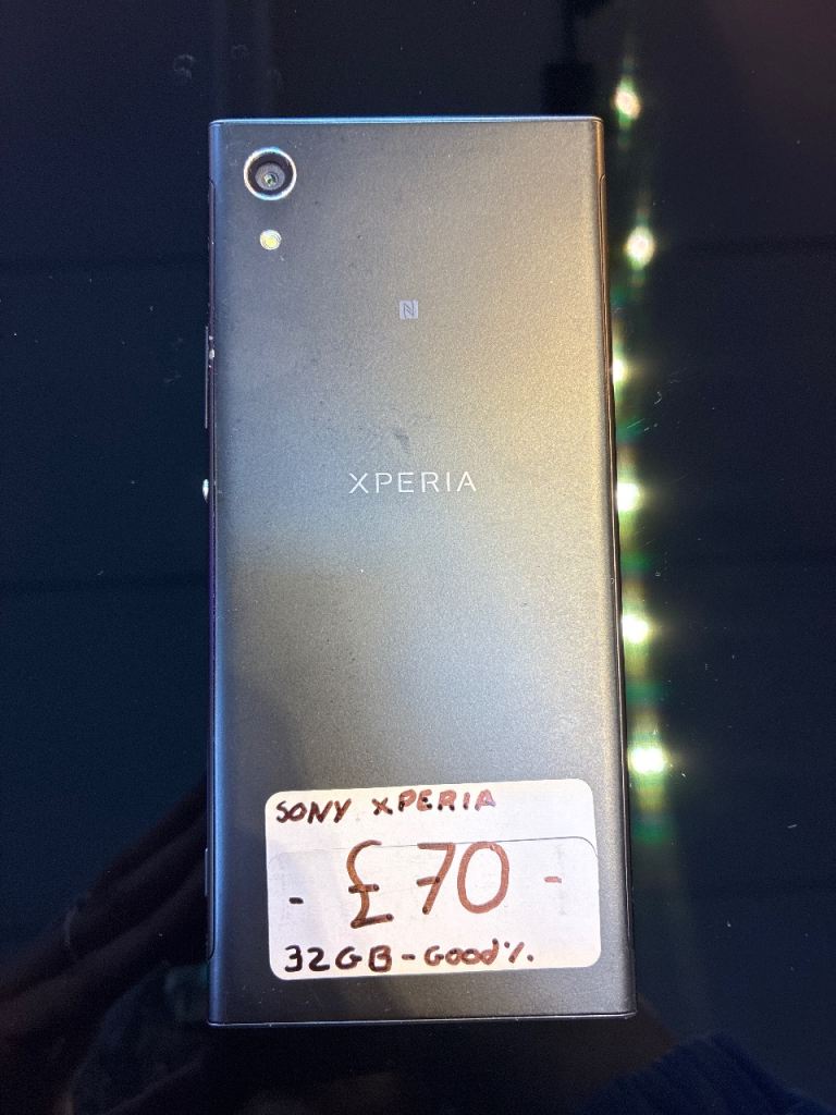 Sony Xperia 32GB Mobile Phone – Good Condition