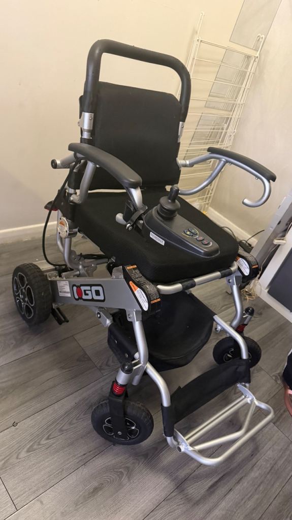 iGO Electric Wheelchair – Black, Good Condition
