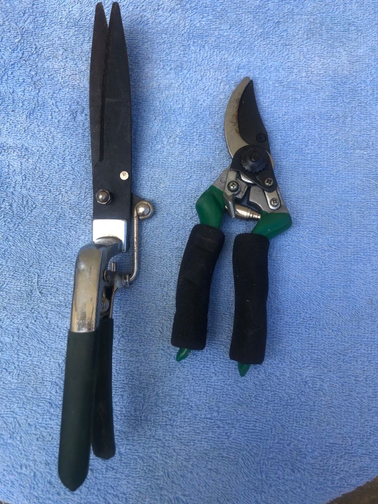 Small garden tools.