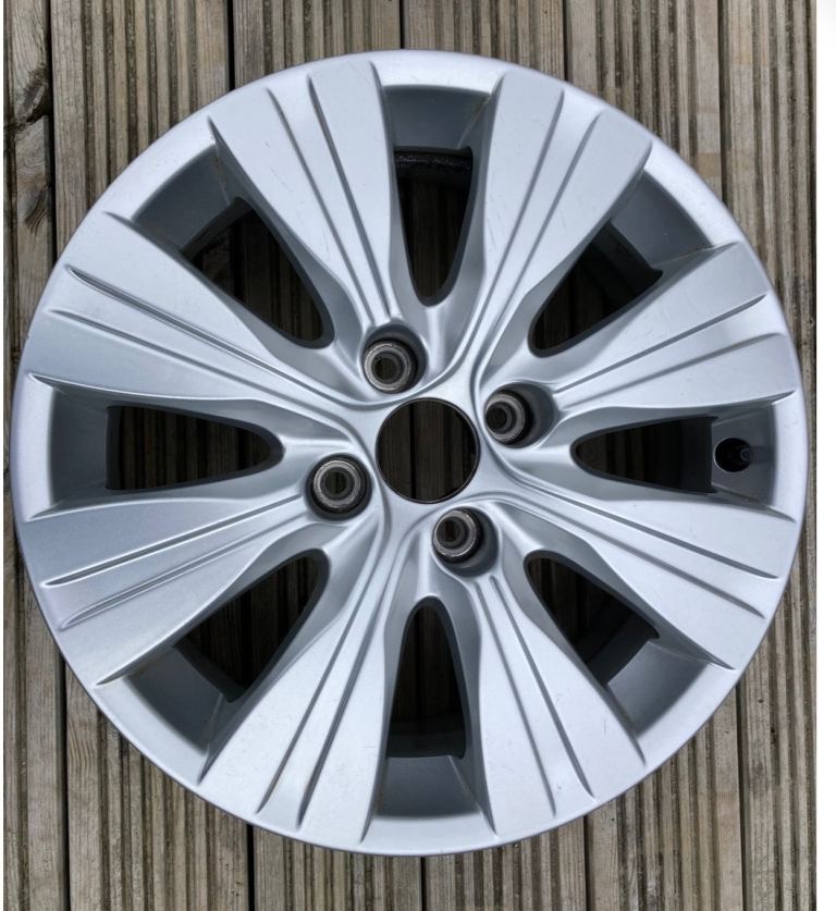 Citroen C3 Picasso. 16” Alloy Wheel .Perfect Condition  
