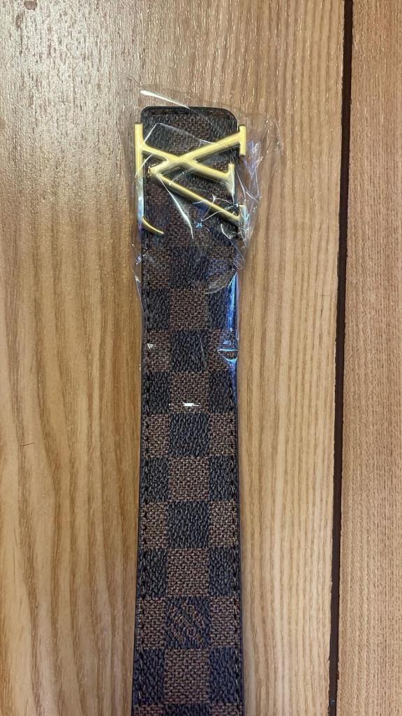 Brand New Louis Vuitton Style Wallet and Belt Set