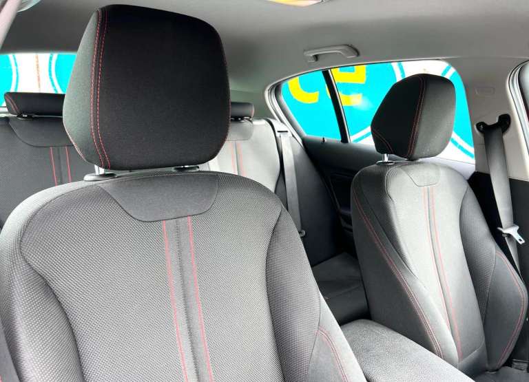 CAN'T GET CREDIT? CALL US! BMW 1 Series 1.5 118 i Sport (s/s), Manual - £199 DEPOSIT, £66 PER WEEK