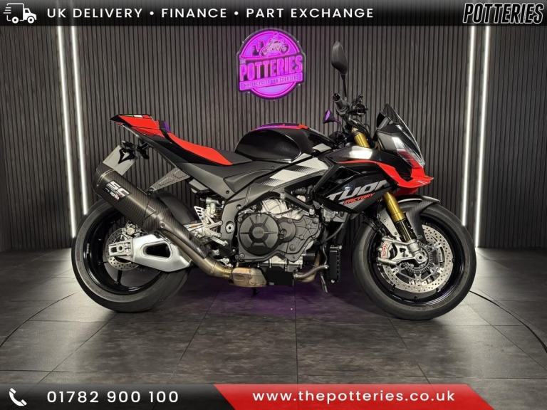 Aprilia Tuono V4 1100 Factory