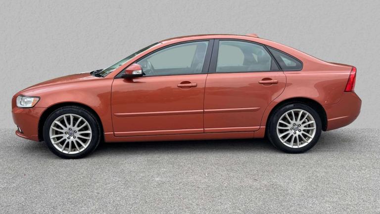 2012 Volvo S40 2.0 SE Lux Edition 4dr Saloon Petrol Manual