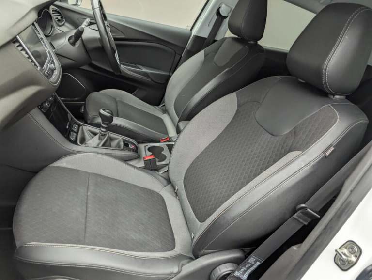 2021 Vauxhall Grandland X 1.2 Turbo Griffin Edition SUV 5dr Petrol Manual Euro 6 (s/s) (130 ps) N...