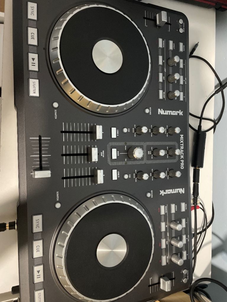 Ddj Dj controller Numark mixtrack pro