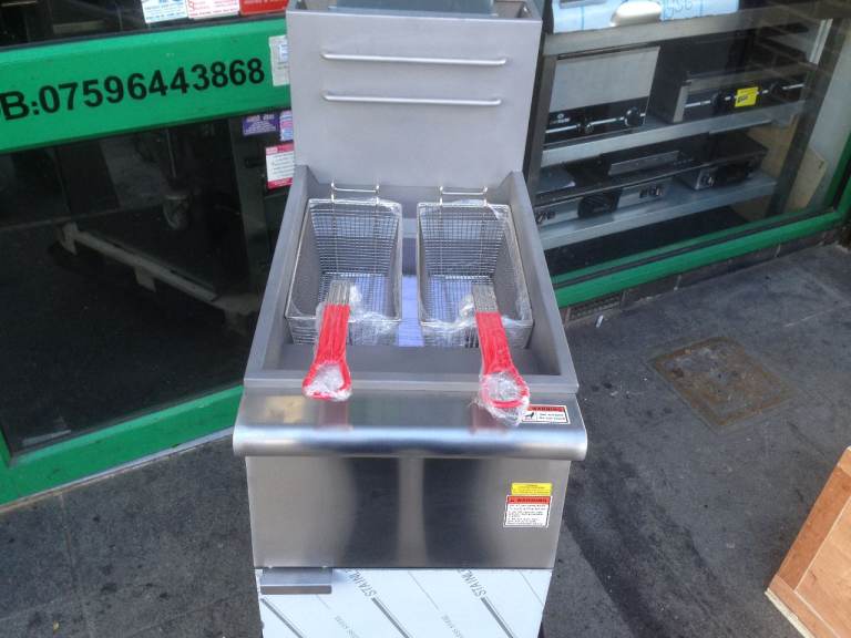 New Stainless Steel Double Basket Deep Fryer CATERING COMMERCIAL KITCHEN  CAFE CHICKEN RESTAURANT