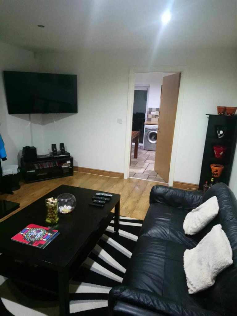 Room for rent 