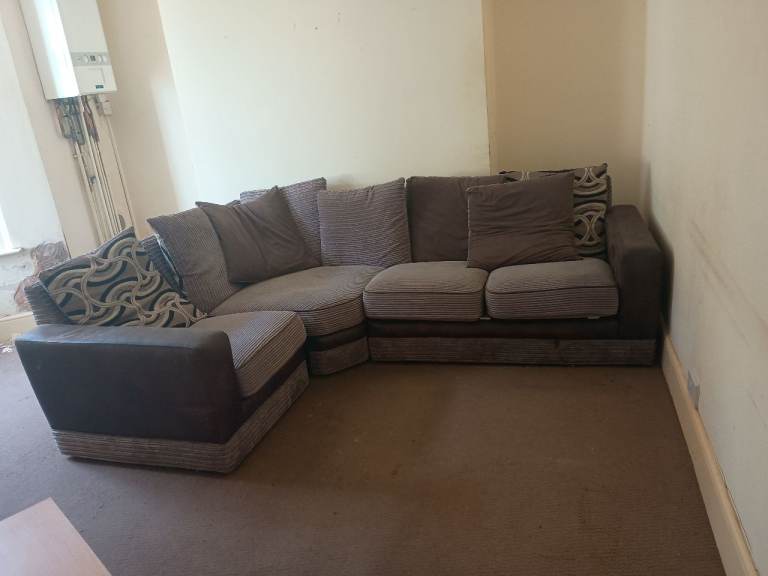 Large Grey Corner Sofa – Good Condition