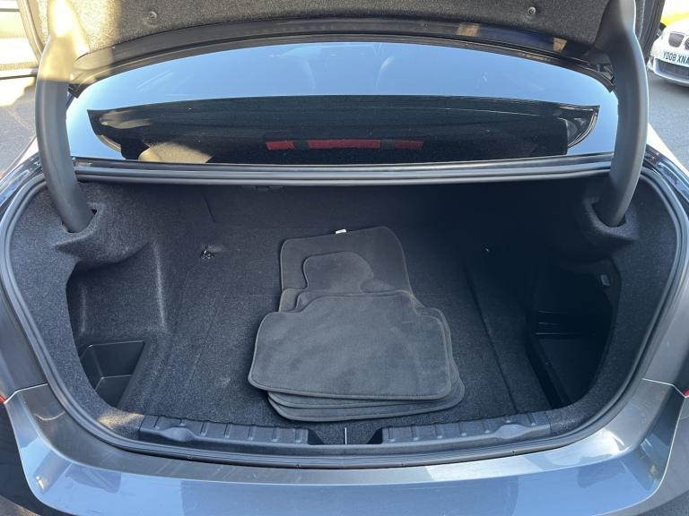 BMW 3 SERIES 2.0 320d Sport Saloon 2015