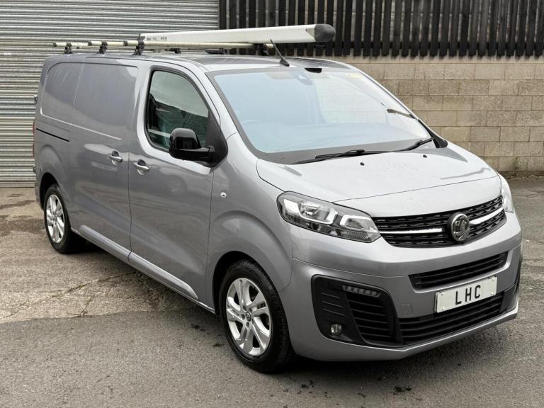 VAUXHALL VIVARO 2.0 Turbo D 3100 Elite Auto L1 H1 Euro 6 (s/s) 6dr 2022