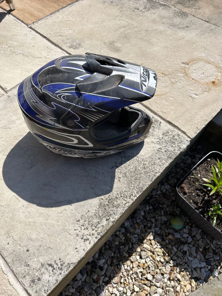 Motocross helmet size medium