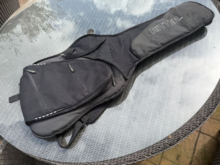 Deluxe Ritter electric guitar gig bag
