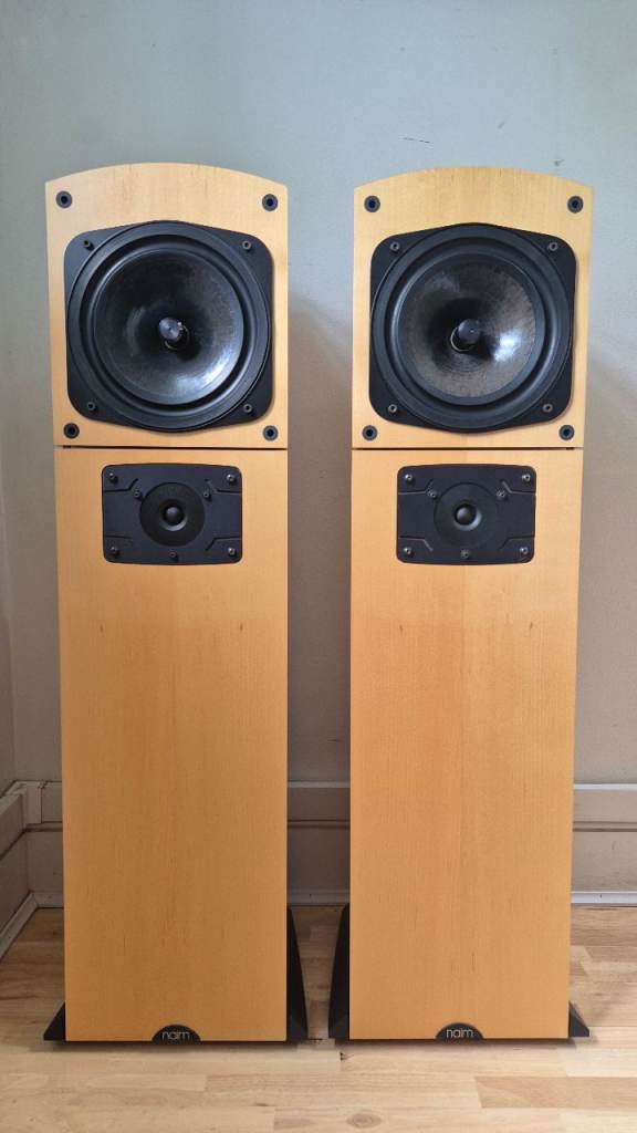  **Naim Allae Floorstanding Loudspeakers (Maple Finish) £795 ovno**