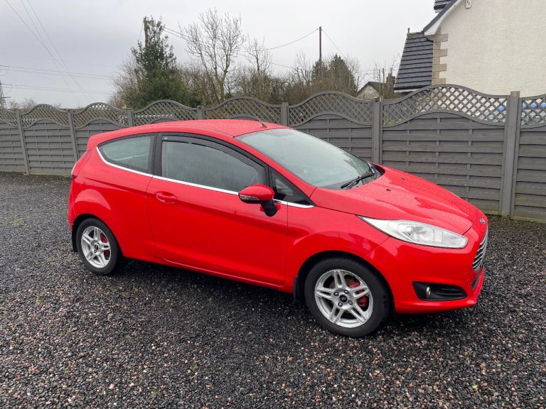 Ford, FIESTA, Hatchback, 2014, Manual, 1241 (cc), 3 doors