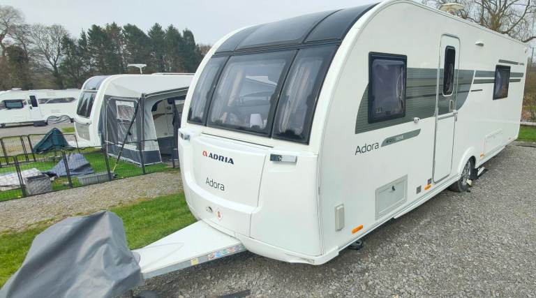 Adriá Adora Siene 2016 Caravan 