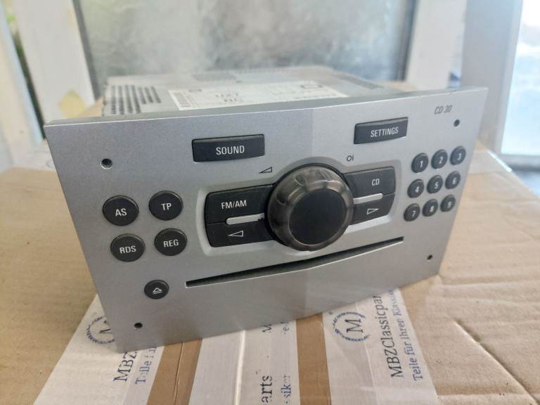 Vauxhall Corsa D radio CD unit