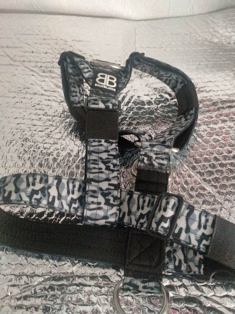 Bullybillows Dog Harness (NEW)